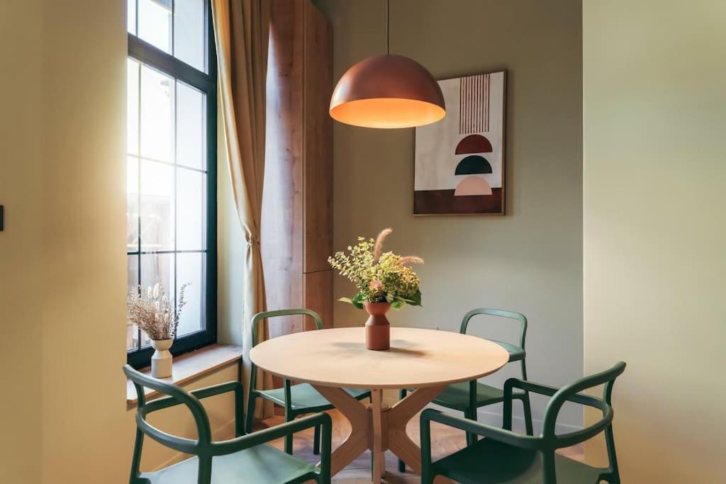 The Middle House Apartment Сату Маре Екстериор снимка